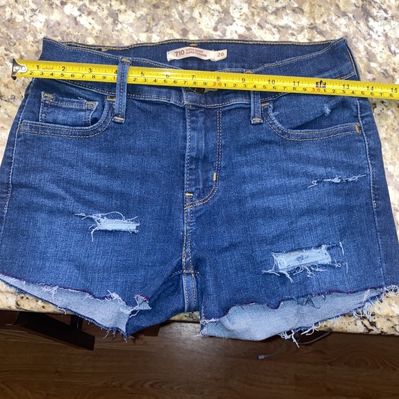 Levis 710 Super Skinny Jean Shorts - Picture 8 of 12